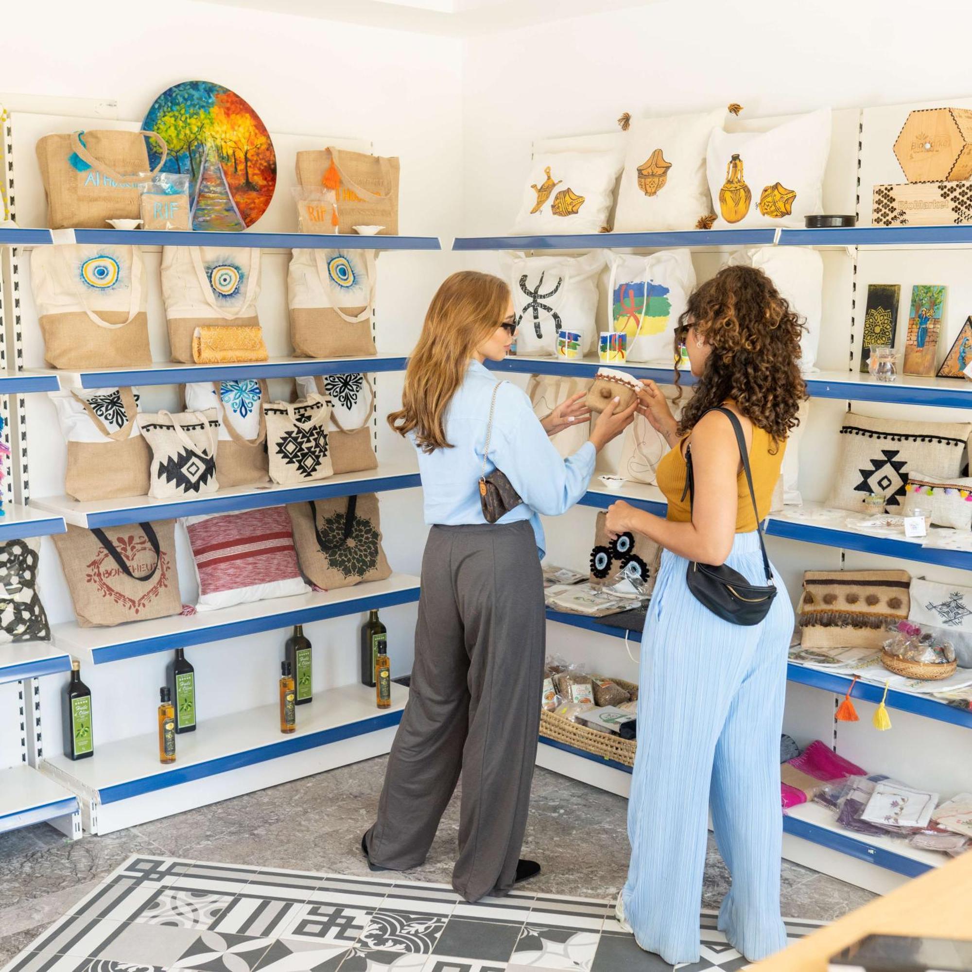 Radisson Blu Resort Al Hoceïma Exterior foto Souvenir shop in Santorini, Greece