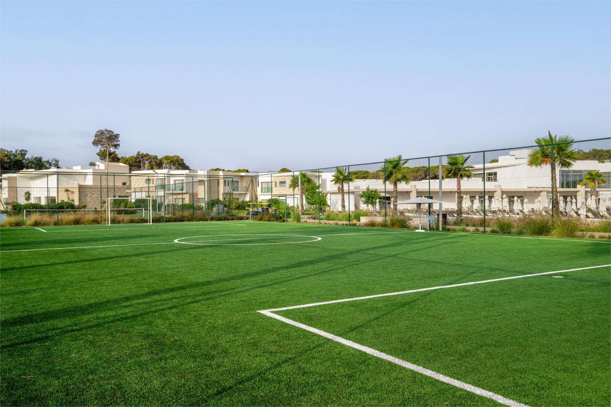 Radisson Blu Resort Al Hoceïma Exterior foto The football field